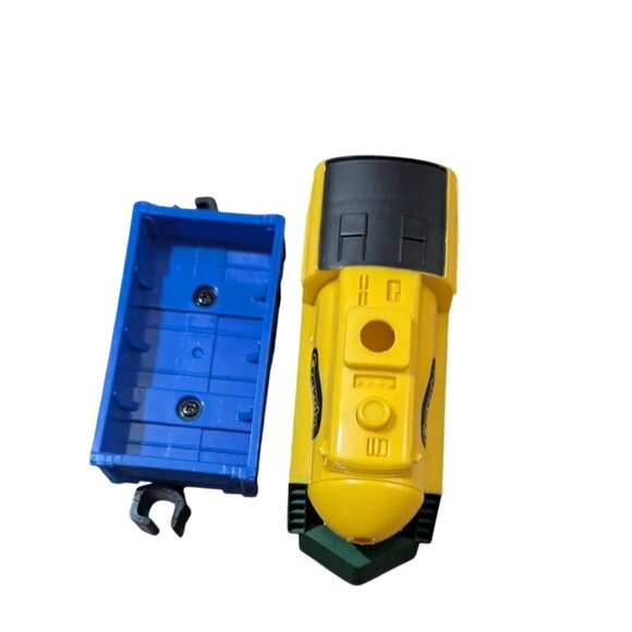 Lionel Crayola Imagination Express Train Set Engine Cargo Car Toy  2 track parts - Picture 4 of 15